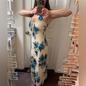 Maxi, Strapless Dress w/ Side Slits, Tie-up string enclosure at the Chest. Med.